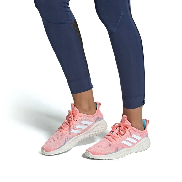 BRAND NEW Women’s Adidas Fluid Flow 2.0 - Picture 1 of 9